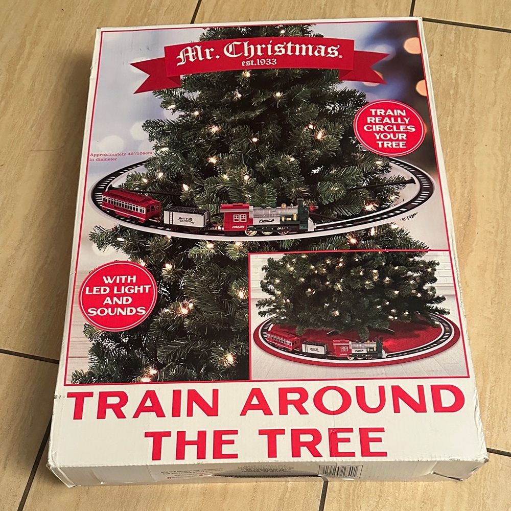 Mr. Christmas Train Around the Tree Set